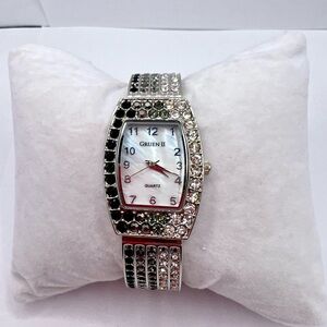 Vintage Gruen II Black/Silver Rhinestone Watch Crystal Bracelet Watch
